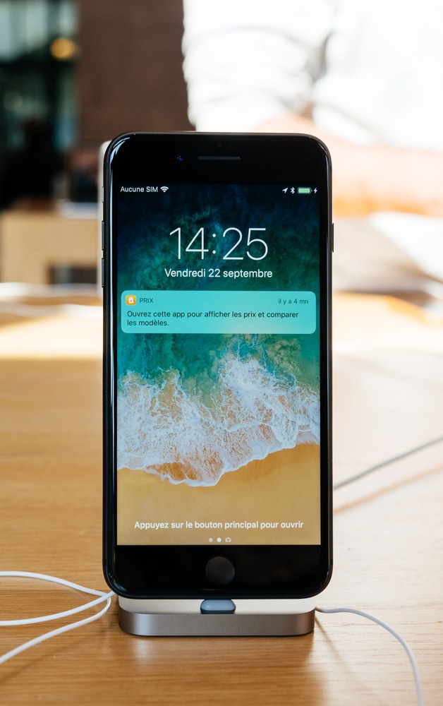 Mobile push notification appearing on a smartphone screen