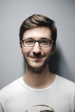 Portrait of author Allen Jame, blogger and web developer